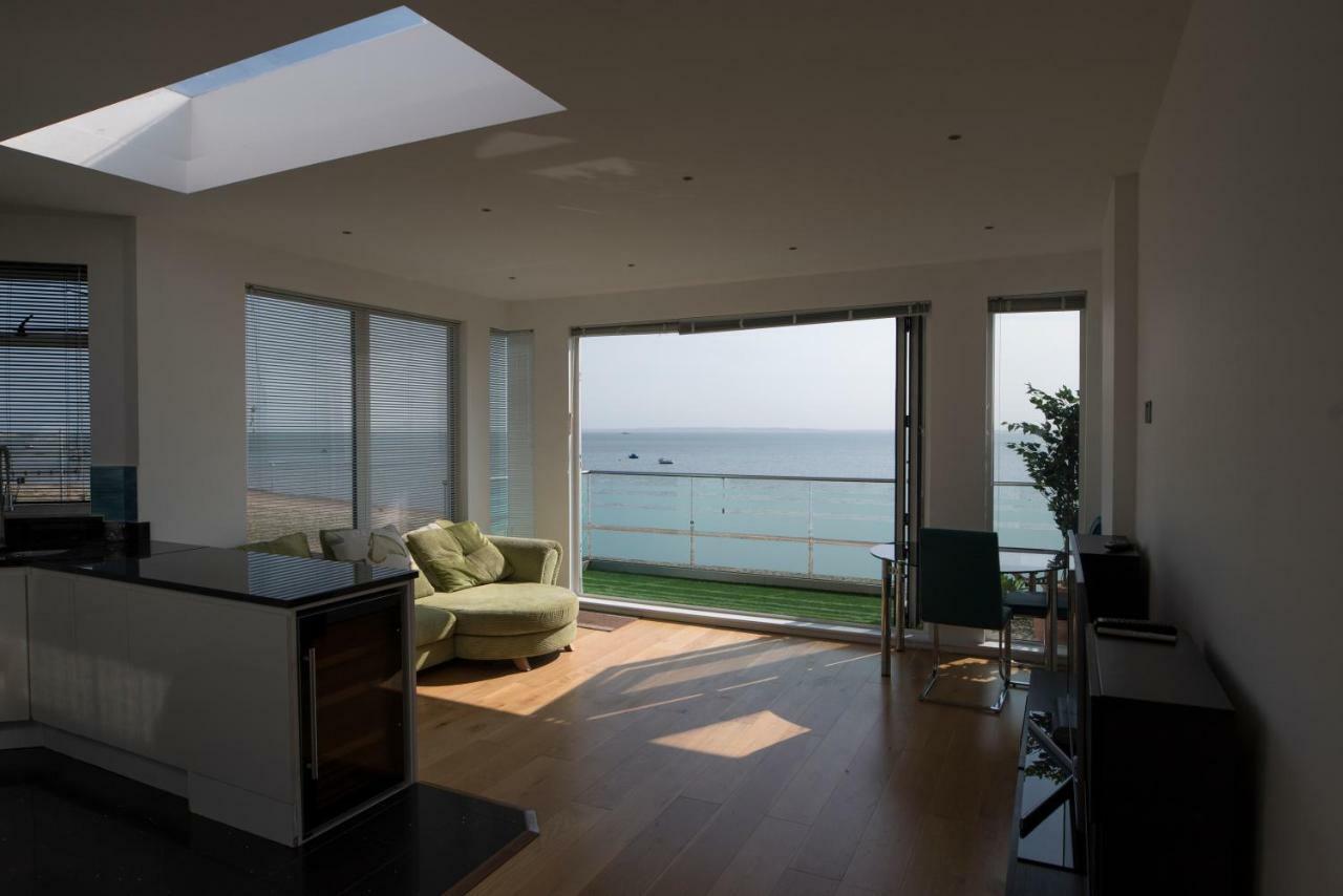 Апартаменты The Estuary View Thorpe Bay Экстерьер фото
